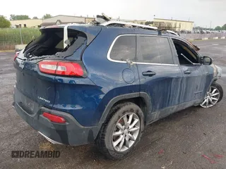 2018 Jeep Cherokee Limited with VIN 1C4PJMDX5JD530047, listed as a IAAI auction lot 42554574 with Not provided miles and . Bid and sale history available at DreamBid. Image 4.