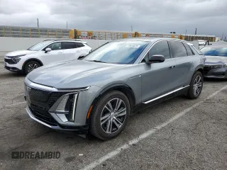 2024 Cadillac LYRIQ Luxury z VIN 1GYKPRRK3RZ109844, wystawiony jako Copart lot #49654675 z przebiegiem 28 191 mil mil oraz Szkoda całkowita • Salvage title. Historia ofert i sprzedaży dostępna na DreamBid. Obrazek 1.