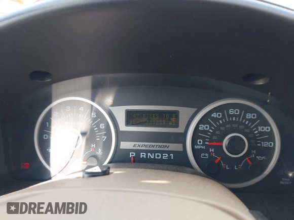 2005 Ford Expedition Eddie Bauer with VIN 1FMFU18565LA10053, listed as a IAAI auction lot 42143070 with 211,289 mi miles and . Bid and sale history available at DreamBid. Image 7.
