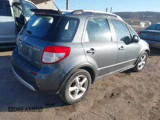 2008 Suzuki SX4 with VIN JS2YB417185102945, listed as a IAAI auction lot 41752107 with 164,656 mi miles and . Bid and sale history available at DreamBid. Image 4.