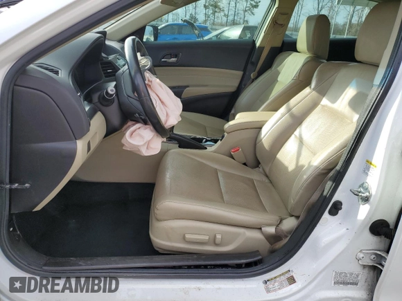 2013 Acura ILX Premium Pkg with VIN 19VDE1F52DE022101, listed as a Copart auction lot 48010985 with 186,333 mi miles and Salvage Title. Bid and sale history available at carsss.com. Image 7.