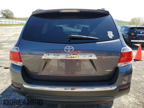 2012 Toyota Highlander Limited with VIN 5TDDK3EH6CS126926, listed as a Copart auction lot 56024295 with Not provided miles and Non repairable. Bid and sale history available at DreamBid. Image 6.