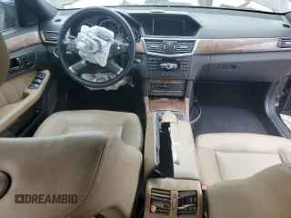 2012 Mercedes-Benz E 350 Luxury z VIN WDDHF5KB3CA561133, wystawiony jako Copart lot #65014685 z przebiegiem 259 622 mil mil oraz Czysty tytuł • Clean title. Historia ofert i sprzedaży dostępna na DreamBid. Obrazek 8.