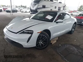 2021 Porsche Taycan z VIN WP0AA2Y19MSA19122, wystawiony jako IAAI lot #41925232 z przebiegiem 13 475 mil mil oraz . Historia ofert i sprzedaży dostępna na DreamBid. Obrazek 2.
