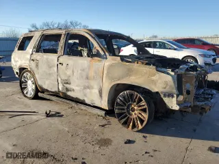 2017 Cadillac Escalade Platinum with VIN 1GYS4DKJ3HR292948, listed as a Copart auction lot 86709264 with 0 mi miles and Non Repairable. Bid and sale history available at carsss.com. Image 4.