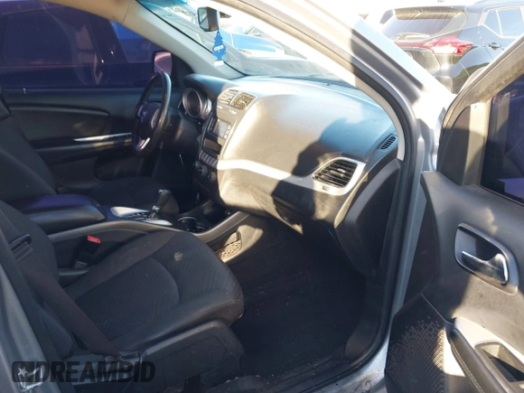 2018 Dodge Journey SE with VIN 3C4PDCAB5JT535737, listed as a IAAI auction lot 41482966 with 97,001 mi miles. Bid and sale history available at carsss.com. Image 5.