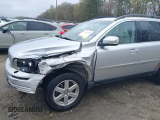 2007 Volvo XC90 I6 with VIN YV4CY982271354992, listed as a IAAI auction lot 41834370 with 210,398 mi miles. Bid and sale history available at carsss.com. Image 6.