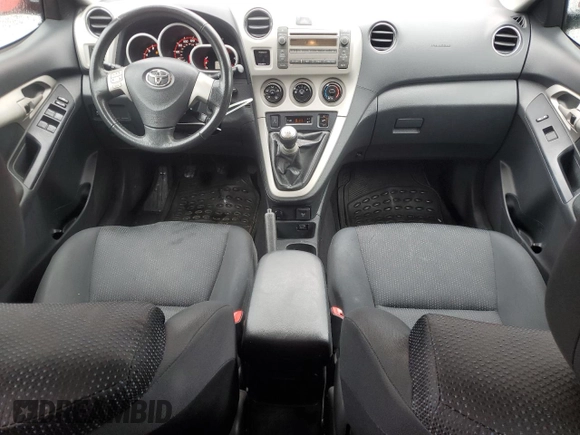2010 Toyota Matrix S z VIN 2T1KE4EE6AC037891, wystawiony jako Copart lot #59779215 z przebiegiem 123 597 mil mil oraz Szkoda całkowita • Salvage title. Historia ofert i sprzedaży dostępna na DreamBid. Obrazek 8.