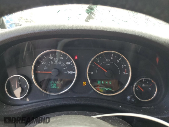2013 Jeep Wrangler Unlimited Sahara with VIN 1C4BJWEG8DL678692, listed as a Copart auction lot 62289785 with 132,528 mi miles and Clean title. Bid and sale history available at DreamBid. Image 9.