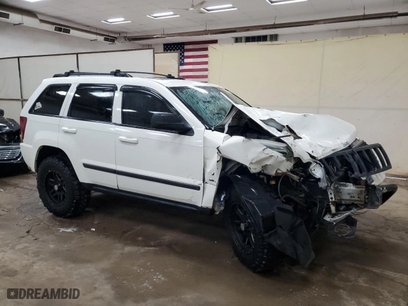 2008 Jeep Grand Cherokee Laredo with VIN 1J8HR48M38C222820, listed as a Copart auction lot 71939434 with 177,787 mi miles and Clean Title. Bid and sale history available at carsss.com. Image 4.