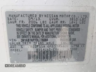 2013 Nissan Sentra SR z VIN 3N1AB7AP7DL776088, wystawiony jako IAAI lot #42484496 z przebiegiem 96 999 mil mil oraz . Historia ofert i sprzedaży dostępna na DreamBid. Obrazek 9.