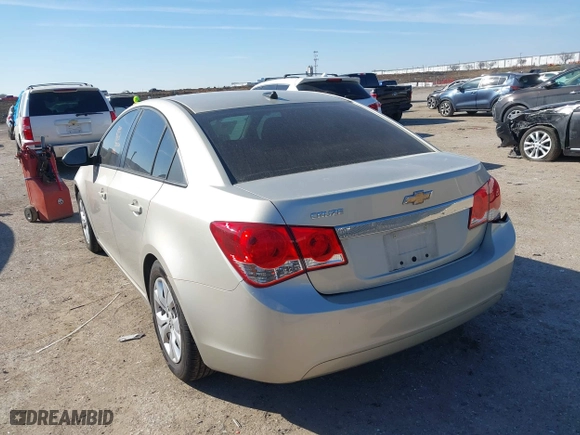 2014 Chevrolet Cruze LS with VIN 1G1PA5SH6E7362014, listed as a IAAI auction lot 41580639 with 124,085 mi miles. Bid and sale history available at carsss.com. Image 3.