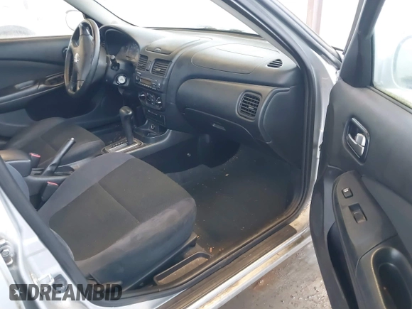 2006 Nissan Sentra S with VIN 3N1CB51D86L641983, listed as a IAAI auction lot 41880061 with 160,925 mi miles and . Bid and sale history available at DreamBid. Image 5.