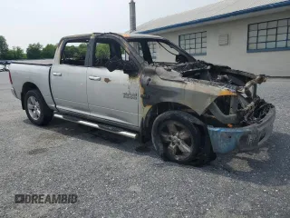 2017 Ram 1500 Big Horn z VIN 3C6RR7LT7HG774921, wystawiony jako Copart lot #57281765 z przebiegiem Nie podano mil oraz Szkoda całkowita • Salvage title. Historia ofert i sprzedaży dostępna na DreamBid. Obrazek 4.