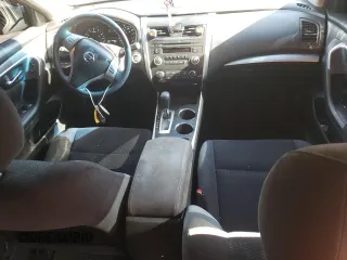 2015 Nissan Altima SL z VIN 1N4AL3AP6FN322488, wystawiony jako Copart lot #50291905 z przebiegiem 134 698 mil mil oraz Szkoda całkowita • Salvage title. Historia ofert i sprzedaży dostępna na DreamBid. Obrazek 8.