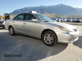 2005 Toyota Camry LE with VIN 4T1BF30K35U104620, listed as a Copart auction lot 53390975 with 146,958 mi miles and Salvage Title. Bid and sale history available at DreamBid. Image 4.