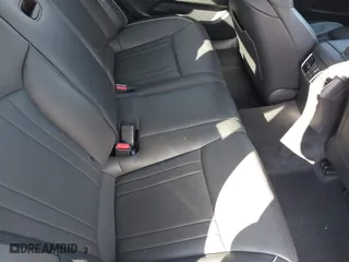 2018 Genesis G80 5.0L Ultimate with VIN KMHGN4JF4JU249515, listed as a IAAI auction lot 41806391 with 44,462 mi miles. Bid and sale history available at carsss.com. Image 8.