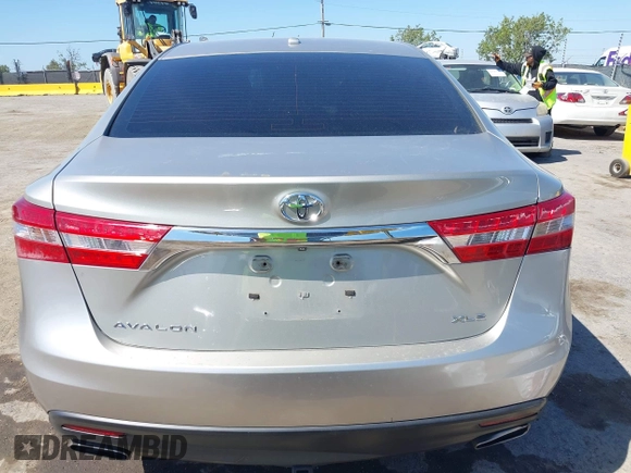 2014 Toyota Avalon Limited with VIN 4T1BK1EB5EU108760, listed as a IAAI auction lot 42148190 with 132,656 mi miles. Bid and sale history available at carsss.com. Image 16.
