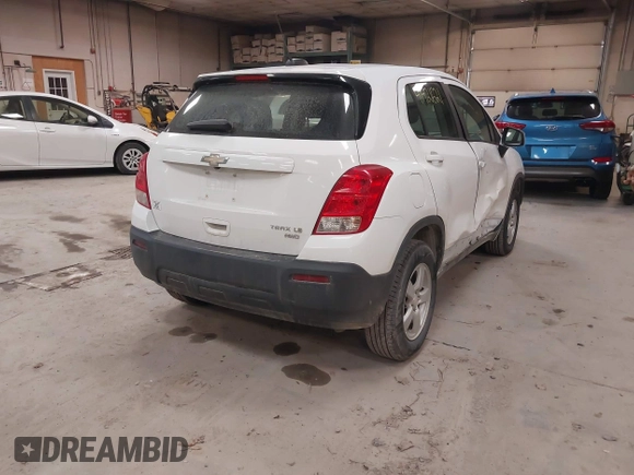2016 Chevrolet Trax LS with VIN 3GNCJNSB2GL279607, listed as a IAAI auction lot 41421621 with 51,581 mi miles. Bid and sale history available at carsss.com. Image 4.