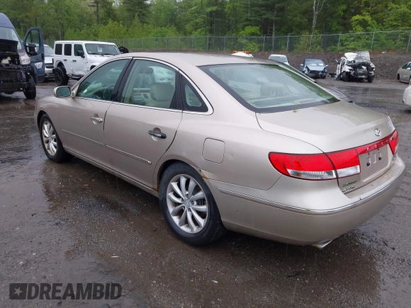 2006 Hyundai Azera SE с VIN KMHFC46F76A134958, выставлен на аукционе IAAI как лот 42314943 с пробегом 206 745 миль миль и . История ставок и продаж доступна на DreamBid. Изображение 3.