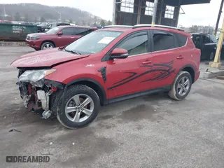 2015 Toyota RAV4 XLE with VIN JTMRFREV6FD124533, listed as a IAAI auction lot 41132398 with 135,701 mi miles. Bid and sale history available at carsss.com. Image 18.