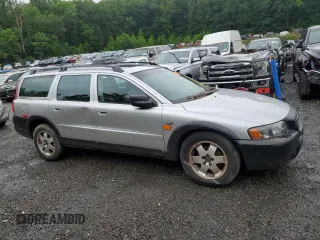 2001 Volvo V70 with VIN YV1SZ58D811036687, listed as a Copart auction lot 60785155 with Not provided miles and Salvage title. Bid and sale history available at DreamBid. Image 4.