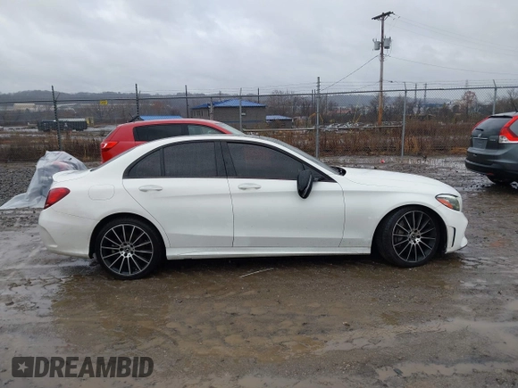2019 Mercedes-Benz C 300 с VIN 55SWF8EB4KU320670, выставлен на аукционе IAAI как лот 41053917 с пробегом 77 942 миль миль и . История ставок и продаж доступна на DreamBid. Изображение 13.