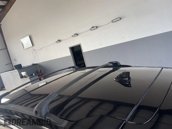 2020 Ford Escape SEL z VIN 1FMCU9H69LUA59992, wystawiony jako IAAI lot #42797223 z przebiegiem 87 913 mil mil oraz . Historia ofert i sprzedaży dostępna na DreamBid. Obrazek 7.
