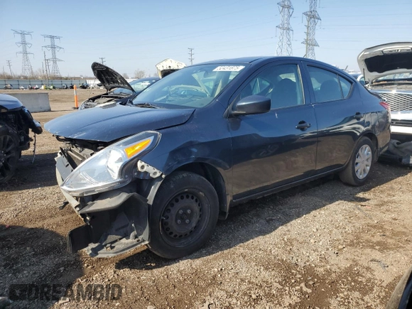 2016 Nissan Versa S z VIN 3N1CN7AP0GL913005, wystawiony jako Copart lot #52431875 z przebiegiem 125 491 mil mil oraz Szkoda całkowita • Salvage title. Historia ofert i sprzedaży dostępna na DreamBid. Obrazek 1.