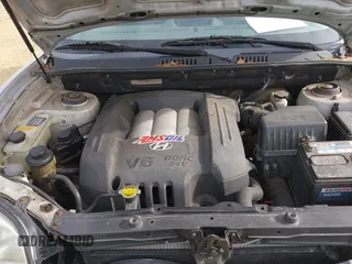 2004 Hyundai Santa Fe GLS with VIN KM8SC13D74U700404, listed as a IAAI auction lot 41735889 with 208,946 mi miles. Bid and sale history available at carsss.com. Image 10.