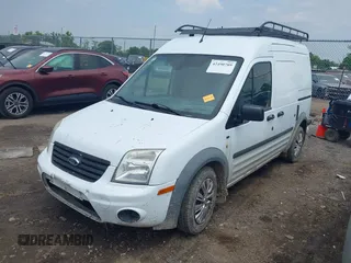2013 Ford Transit Connect XLT z VIN NM0LS7BN5DT151894, wystawiony jako IAAI lot #42490789 z przebiegiem 151 510 mil mil oraz . Historia ofert i sprzedaży dostępna na DreamBid. Obrazek 2.