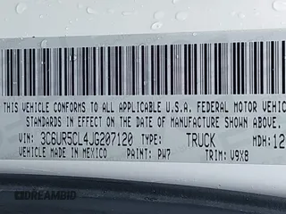 2018 Ram 2500 Tradesman with VIN 3C6UR5CL4JG207120, listed as a IAAI auction lot 40124581 with 191,567 mi miles and . Bid and sale history available at DreamBid. Image 9.