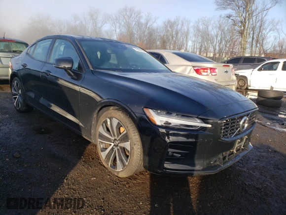 2022 Volvo S60 Momentum with VIN 7JRL12TZ5NG156065, listed as a Copart auction lot 78165113 with 32,682 mi miles. Bid and sale history available at carsss.com. Image 4.