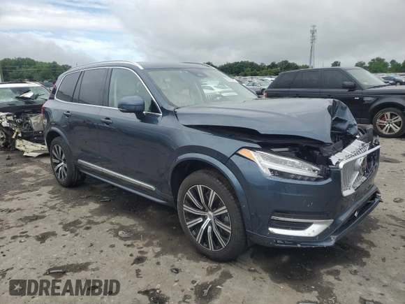 2024 Volvo XC90 Plus Bright Theme z VIN YV4062PE4R1246095, wystawiony jako Copart lot #58095765 z przebiegiem 13 114 mil mil oraz Szkoda całkowita • Salvage title. Historia ofert i sprzedaży dostępna na DreamBid. Obrazek 4.