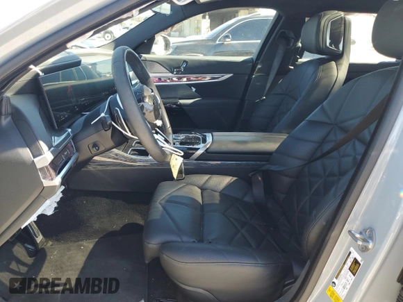 2023 BMW 7 Series 740i with VIN WBA23EH02PCL92695, listed as a Copart auction lot 49352065 with 11,758 mi miles and Salvage title. Bid and sale history available at DreamBid. Image 7.