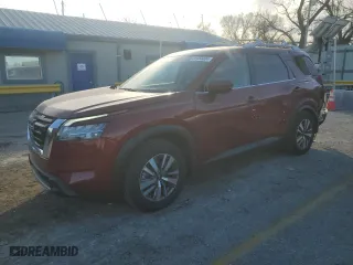 2024 Nissan Pathfinder SL with VIN 5N1DR3CC2RC205762, listed as a Copart auction lot 83455004 with 13,792 mi miles and Salvage Title. Bid and sale history available at carsss.com. Image 1.