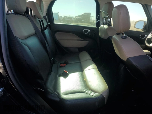 2014 FIAT 500L Lounge with VIN ZFBCFACH4EZ018056, listed as a Copart auction lot 83917684 with 151,664 mi miles and Salvage Title. Bid and sale history available at DreamBid. Image 10.