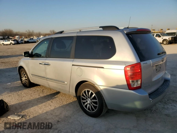 2011 Kia Sedona EX with VIN KNDMH4C77B6399516, listed as a Copart auction lot 48911255 with 204,295 mi miles and Clean Title. Bid and sale history available at carsss.com. Image 2.