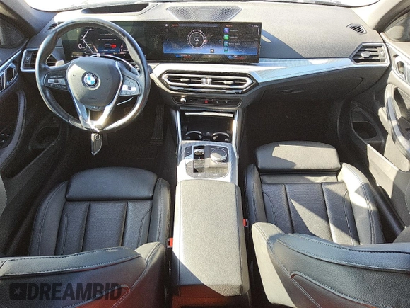 2024 BMW 4 Series 430i z VIN WBA23AT07RCR69286, wystawiony jako Copart lot #56604595 z przebiegiem 24 130 mil mil oraz Tytuł czysty. Historia ofert i sprzedaży dostępna na DreamBid. Obrazek 8.