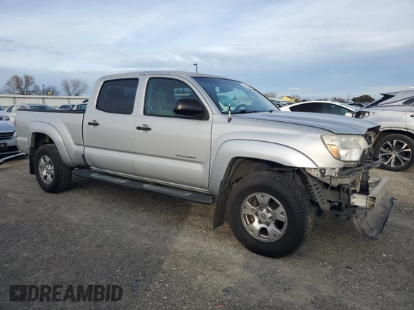 2013 Toyota Tacoma PreRunner with VIN 3TMKU4HN0DM034513, listed as a Copart auction lot 45722995 with 110,318 mi miles and Salvage title. Bid and sale history available at DreamBid. Image 4.
