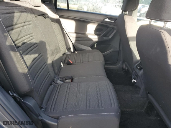 2024 Volkswagen Tiguan S with VIN 3VVFB7AXXRM011592, listed as a Copart auction lot 83038484 with 15,148 mi miles and Salvage Title. Bid and sale history available at carsss.com. Image 10.