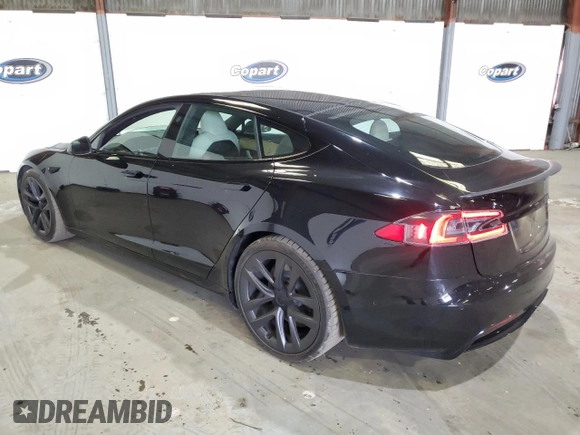 2021 Tesla Model S Plaid with VIN 5YJSA1E68MF432125, listed as a Copart auction lot 60843515 with 5,581 mi miles and Salvage title. Bid and sale history available at DreamBid. Image 2.