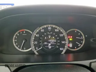 2013 Honda Accord LX z VIN 1HGCR2F33DA264525, wystawiony jako Copart lot #58628805 z przebiegiem 118 763 mil mil oraz Szkoda całkowita • Salvage title. Historia ofert i sprzedaży dostępna na DreamBid. Obrazek 9.