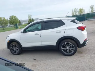 2021 Buick Encore GX Select с VIN KL4MMESL4MB172854, выставлен на аукционе IAAI как лот 42246117 с пробегом 104 445 миль миль и . История ставок и продаж доступна на DreamBid. Изображение 14.