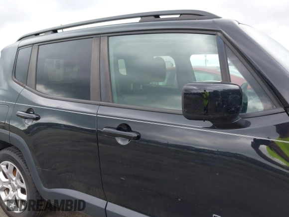 2018 Jeep Renegade Latitude z VIN ZACCJABB8JPJ33239, wystawiony jako IAAI lot #42270008 z przebiegiem 149 015 mil mil oraz . Historia ofert i sprzedaży dostępna na DreamBid. Obrazek 13.