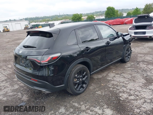 2024 Honda HR-V Sport z VIN 3CZRZ2H54RM728918, wystawiony jako IAAI lot #42199149 z przebiegiem 19 056 mil mil oraz . Historia ofert i sprzedaży dostępna na DreamBid. Obrazek 4.