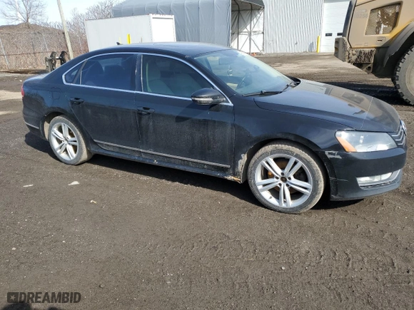 2012 Volkswagen Passat TDI SEL Premium with VIN 1VWCN7A33CC010716, listed as a Copart auction lot 49254575 with 215,147 mi miles and Clean Title. Bid and sale history available at carsss.com. Image 4.