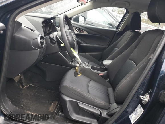 2019 Mazda CX-3 Sport z VIN JM1DKFB78K0448899, wystawiony jako Copart lot #55099625 z przebiegiem 54 929 mil mil oraz Szkoda całkowita • Salvage title. Historia ofert i sprzedaży dostępna na DreamBid. Obrazek 7.