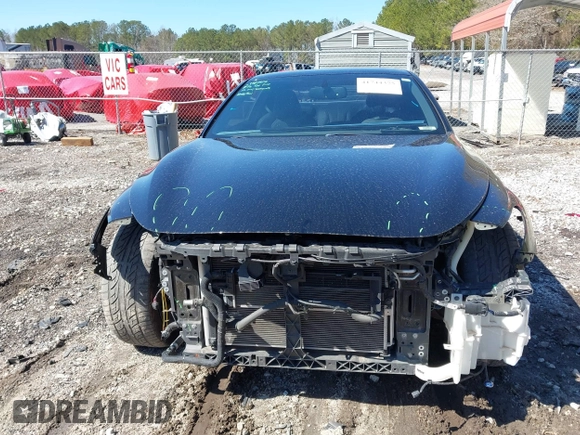 2018 Infiniti Q60 Luxe with VIN JN1EV7EL2JM392124, listed as a IAAI auction lot 41744375 with 63,421 mi miles and . Bid and sale history available at carsss.com. Image 13.