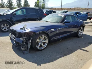 2013 BMW Z4 sDrive35i with VIN WBALM7C57DE385564, listed as a Copart auction lot 60422134 with 56,017 mi miles and Salvage Title. Bid and sale history available at carsss.com. Image 1.